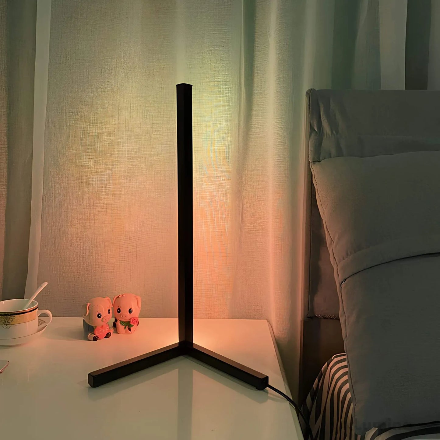 Minimalistische LED tafellamp