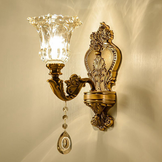 LumiHeritage | Elegante vintage gouden wandlamp