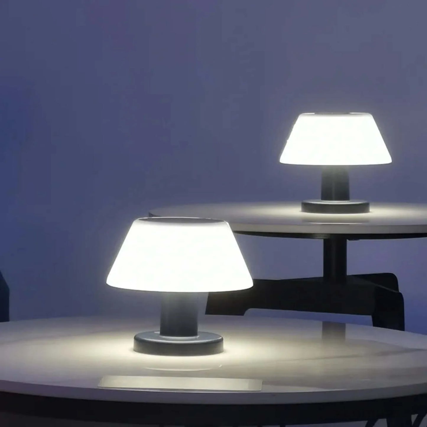 SunCharge - Oplaadbare tafellamp op zonne-energie