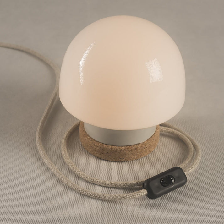 Retro paddestoellamp | Scandinavisch design met kurken voet